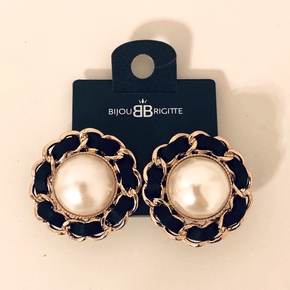 NEW Bijou Brigitte Pearl Black Gold Earrings